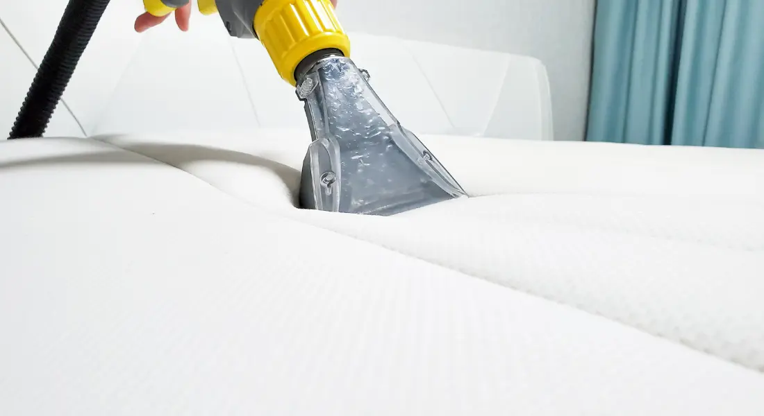 Mattress Cleaner with machine